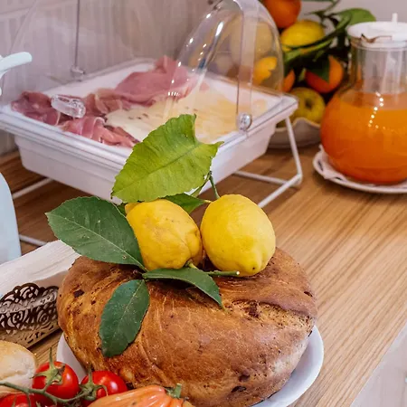 Гостевой дом Relais San Francesco Сорренто