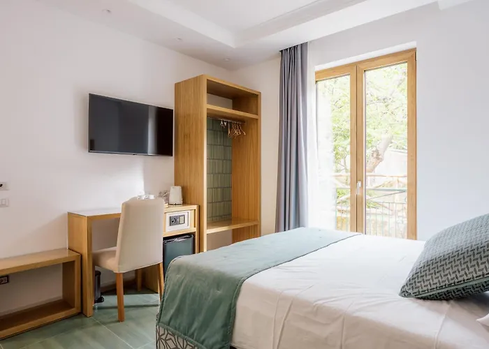 Relais San Francesco 3* سورينتو